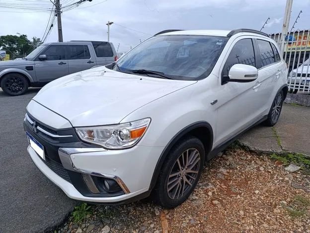 MMC ASX HPE 2.0 WD ANO 2019/2020