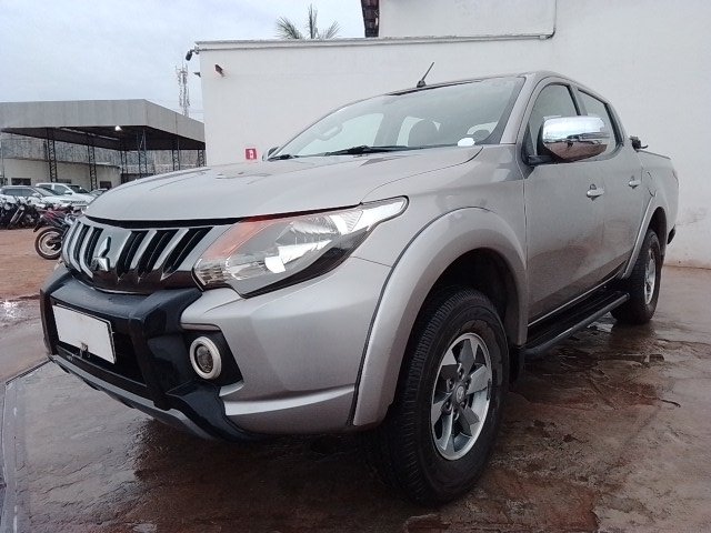 MMC i L200 TRITON SPORT 2.4 HPE ANO 2019/2019