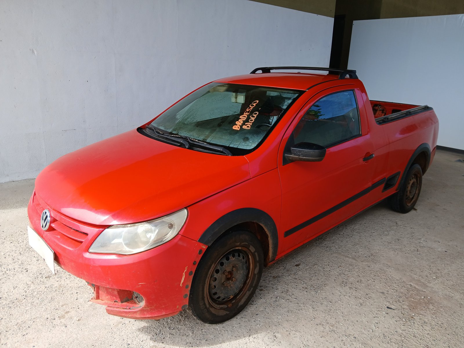 VOLKSWAGEN - SAVEIRO 1.6 C ANO 2011 / 2012