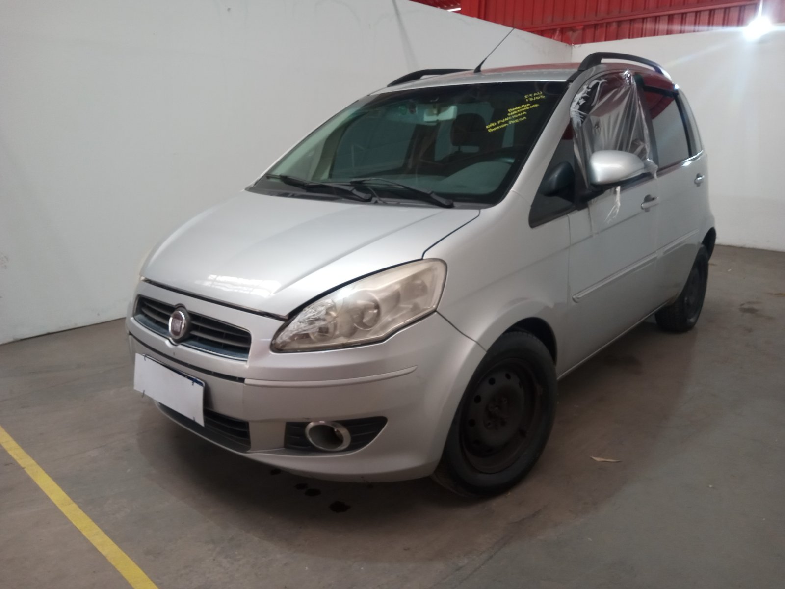 FIAT - IDEA ESSENCE 1.6 ANO 2013 / 2013
